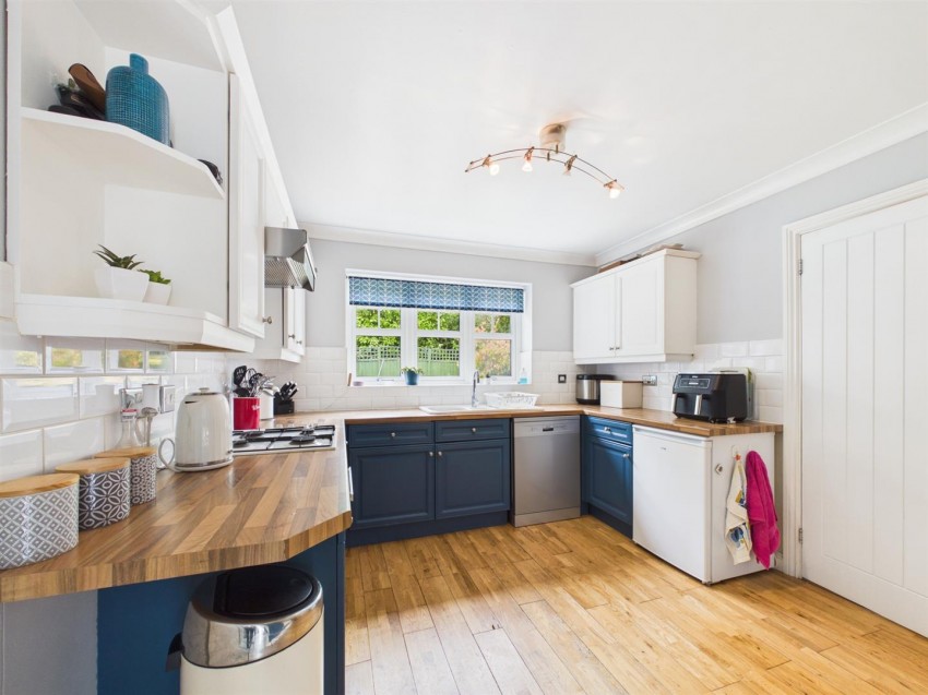 Images for Holly Drive, Lavender Grange, Aylesbury