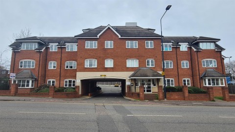 View Full Details for Park Street, Aylesbury, Buckinghamshire