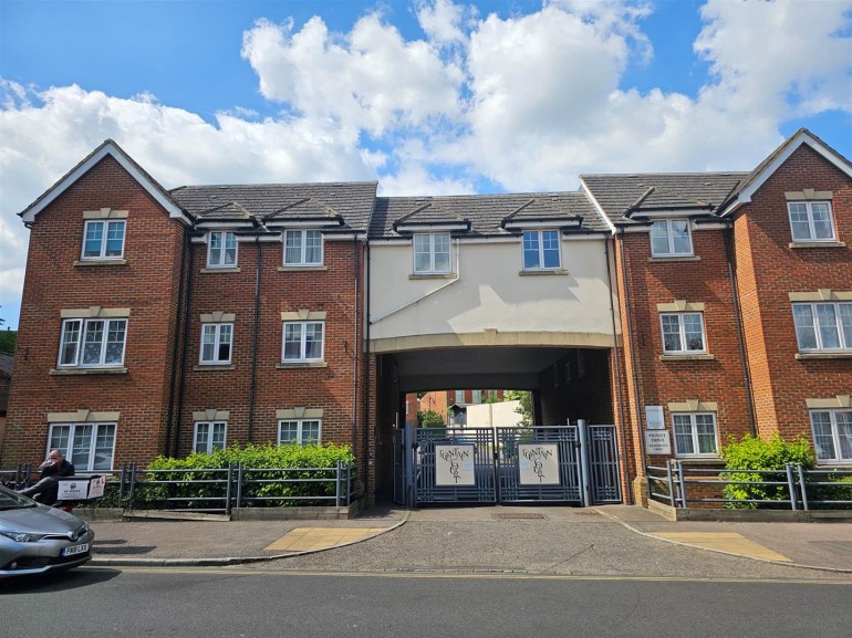 Buckingham Street, Aylesbury, Buckinghamshire