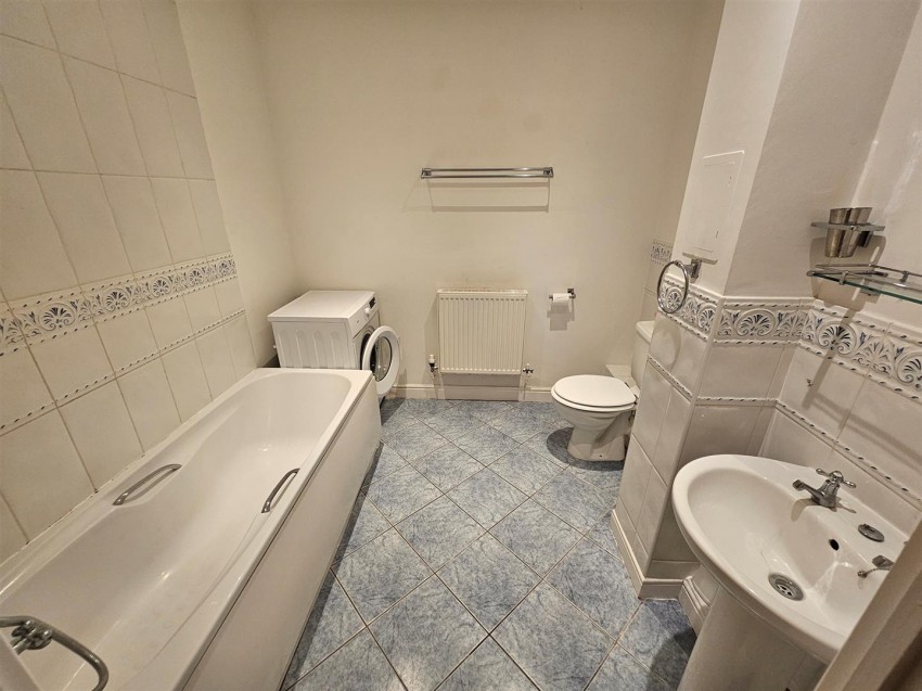Images for Buckingham Street, Aylesbury, Buckinghamshire