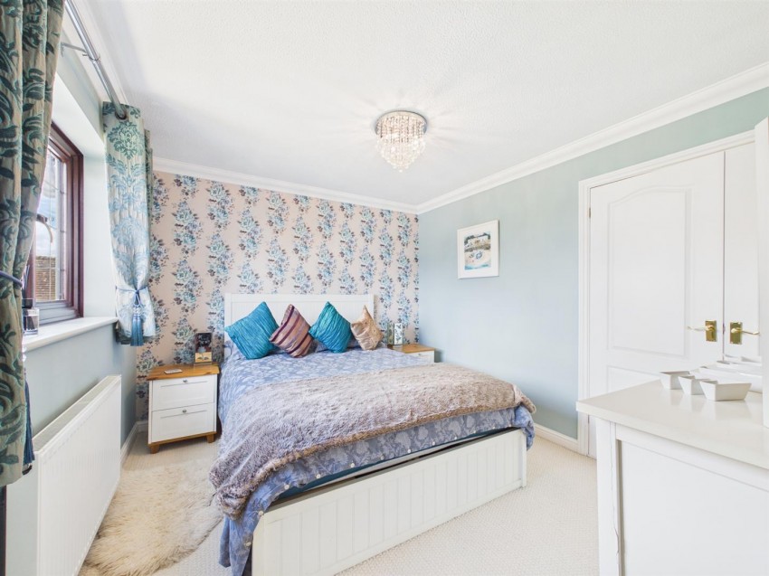 Images for Kestrel Way, Watermead, Aylesbury