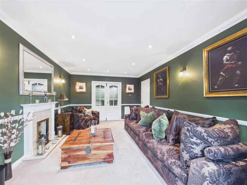 Images for Kestrel Way, Watermead, Aylesbury