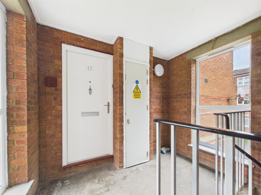 Images for Lavric Road, Walton Court, Aylesbury