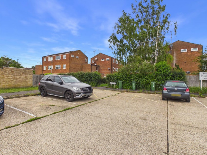 Images for Lavric Road, Walton Court, Aylesbury