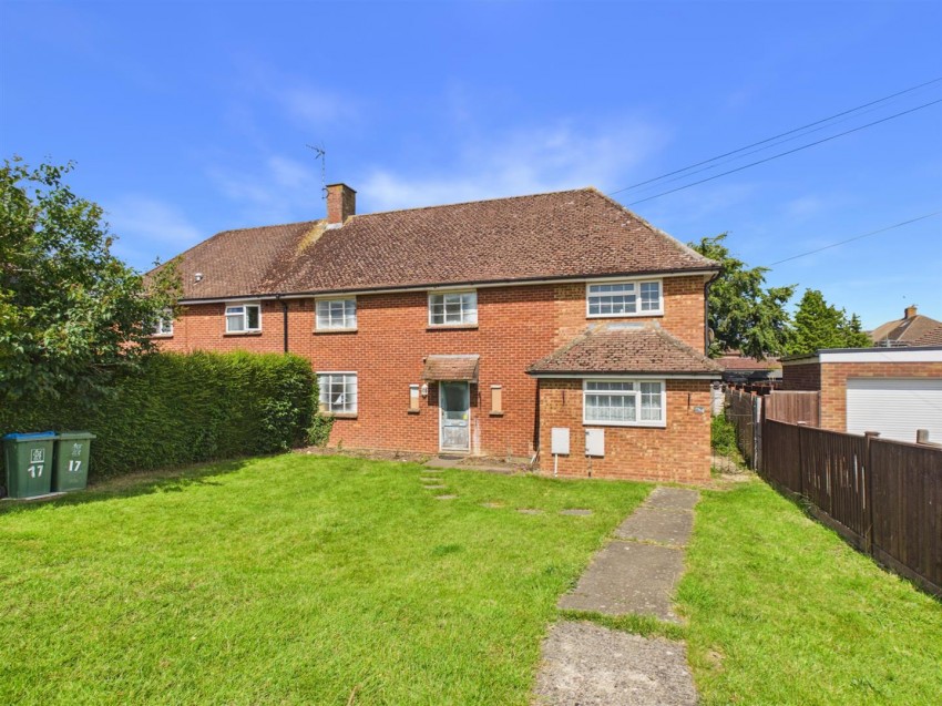 Images for Bishopstone Road, Stone, Aylesbury