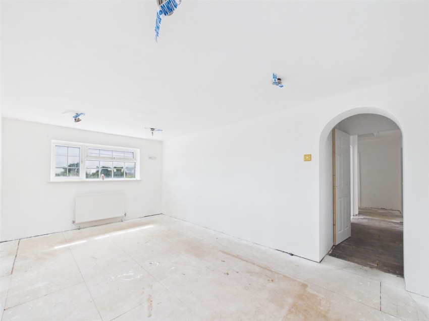 Images for Bishopstone Road, Stone, Aylesbury