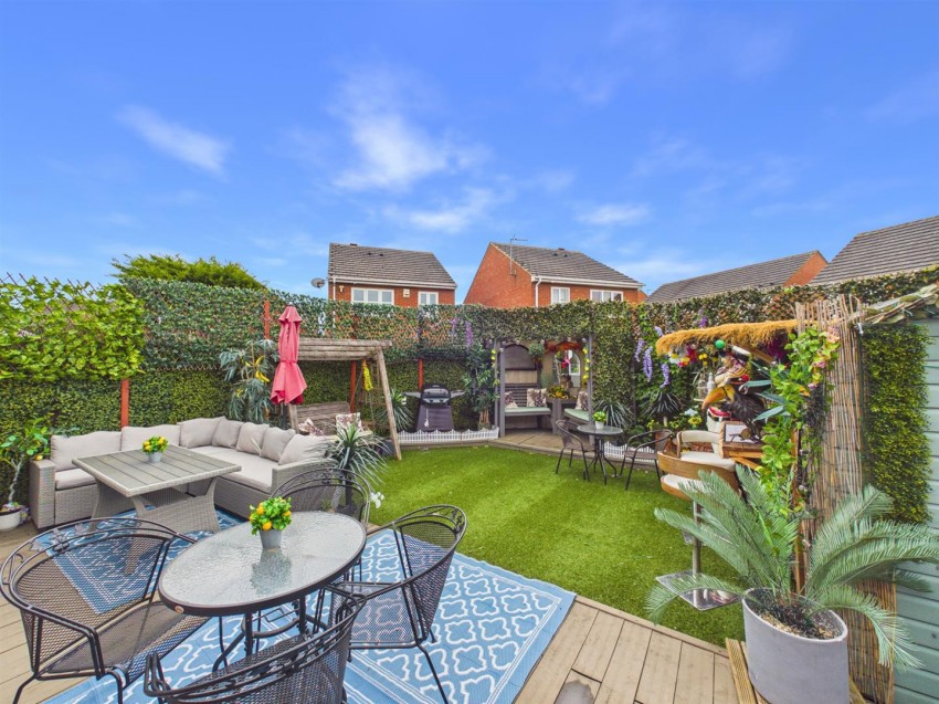 Images for Lark Vale, Watermead, Aylesbury