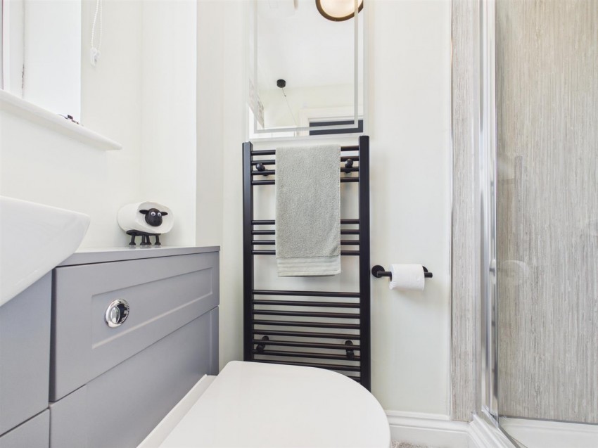 Images for Howletts Close, Fairford Leys, Aylesbury