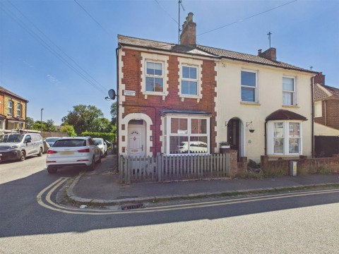 View Full Details for Ardenham Street, Aylesbury, Buckinghamshire