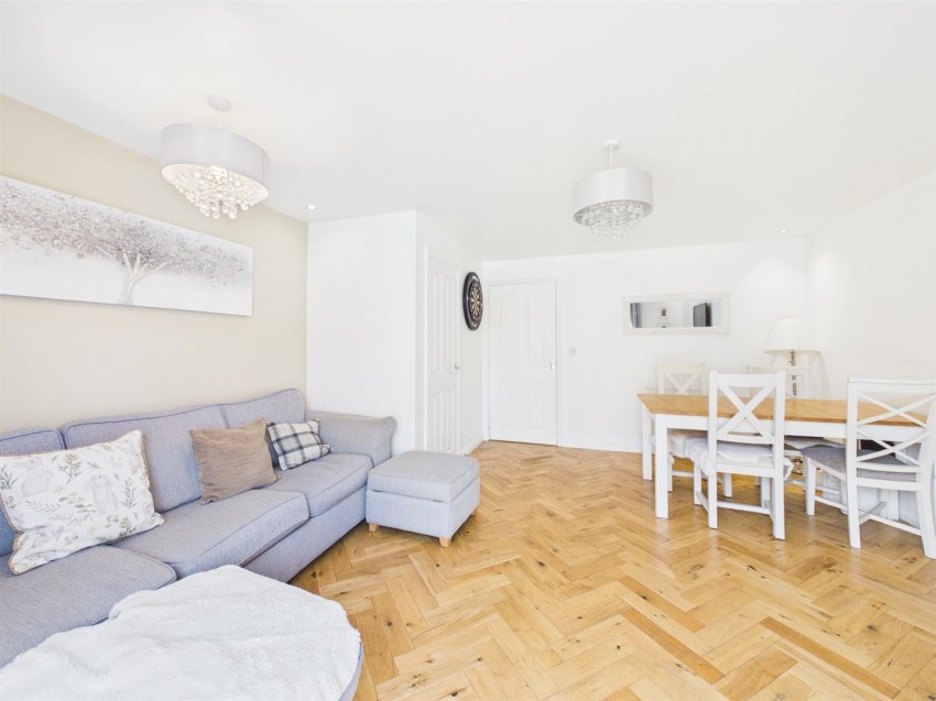 Images for Chaundler Drive, Buckingham Park, Aylesbury