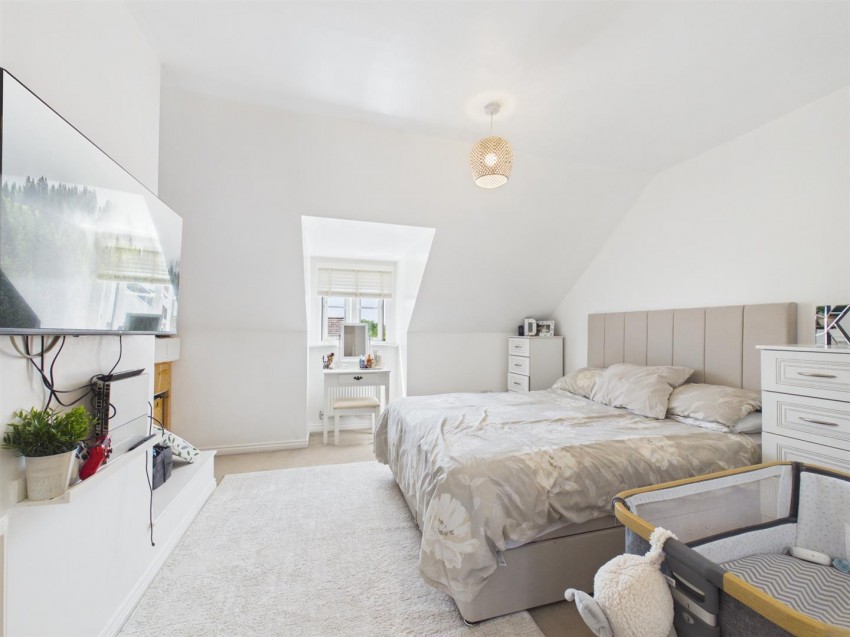 Images for Chaundler Drive, Buckingham Park, Aylesbury