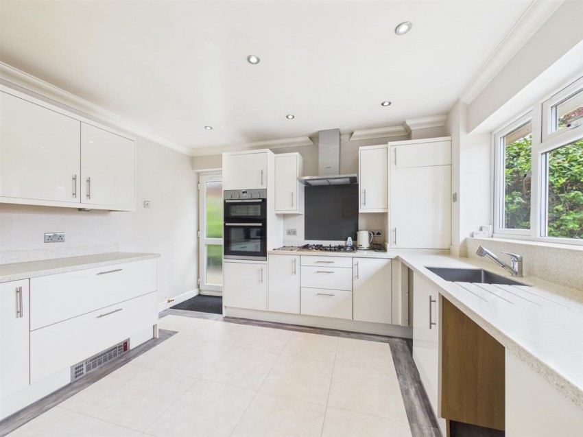 Images for Limes Avenue, Aylesbury