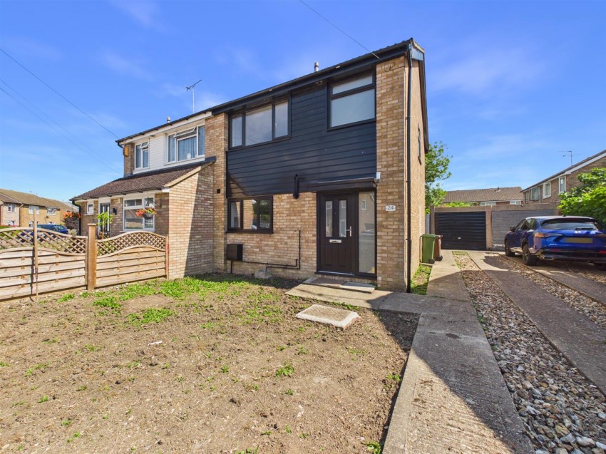 Images for Tiverton Crescent, Aylesbury, Buckinghamshire