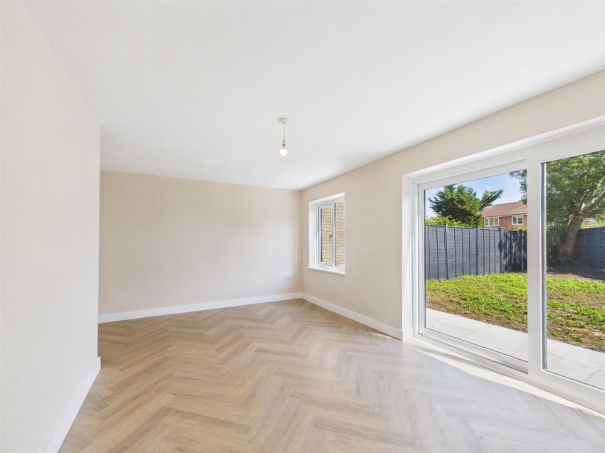 Images for Tiverton Crescent, Aylesbury, Buckinghamshire