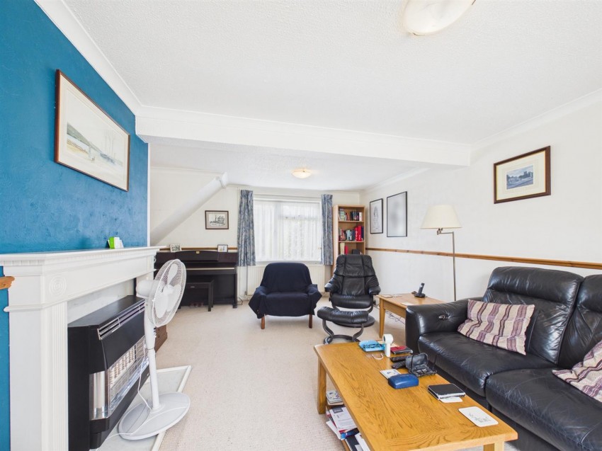 Images for Churchill Avenue, Aylesbury, Buckinghamshire