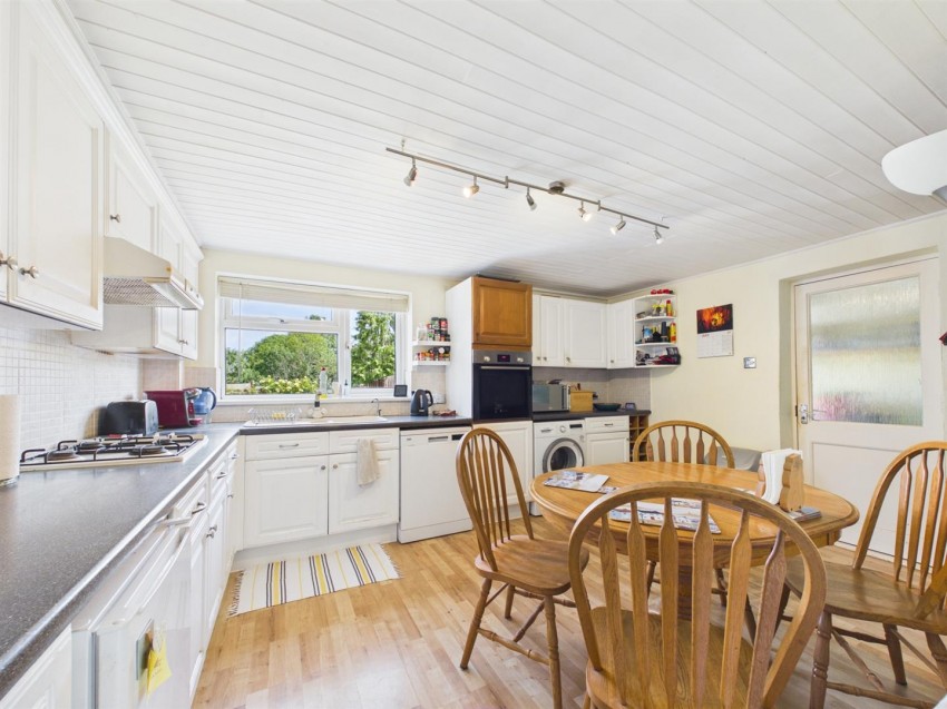Images for Churchill Avenue, Aylesbury, Buckinghamshire