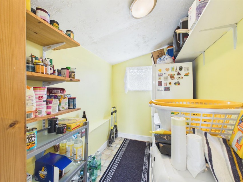 Images for Churchill Avenue, Aylesbury, Buckinghamshire