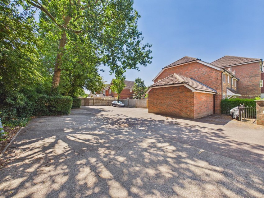 Images for Whitehead Way, Lavender Grange, Aylesbury