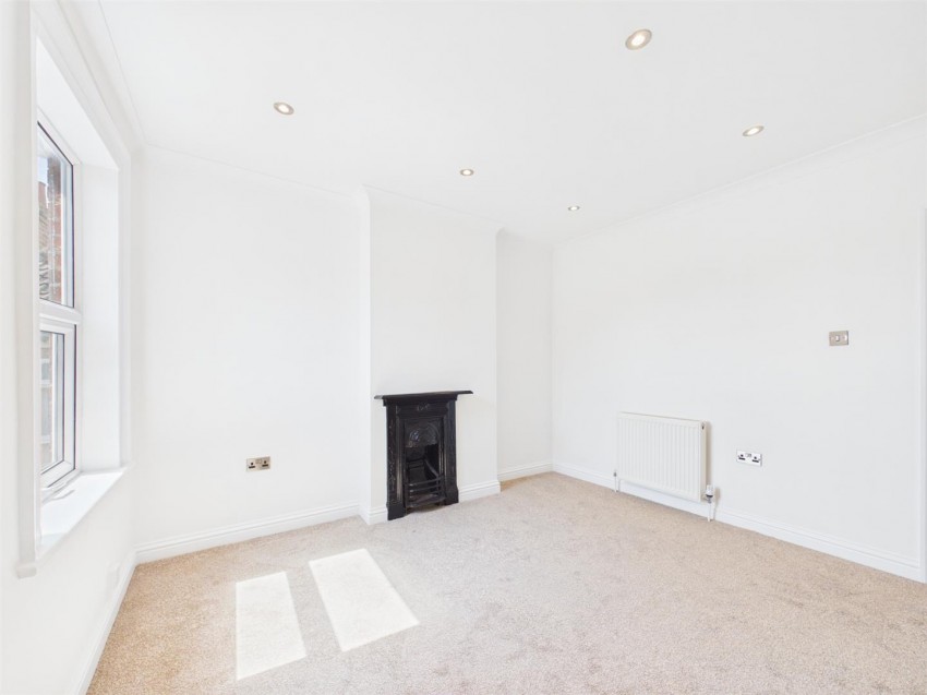 Images for Queens Park, Aylesbury, Buckinghamshire
