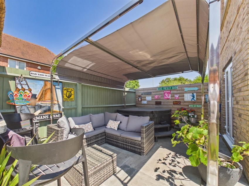 Images for Lewis Close, Buckingham Park, Aylesbury
