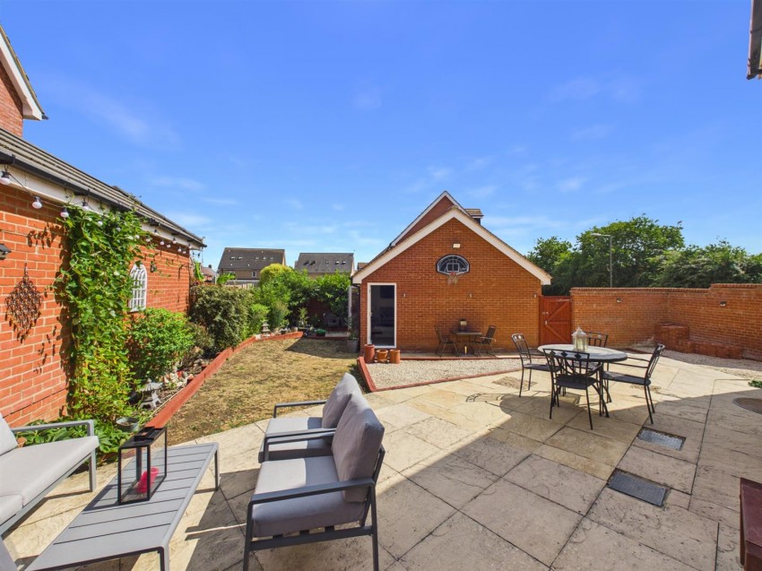 Images for Beeley Street, Berryfields, Aylesbury