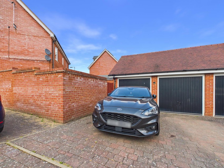 Images for Beeley Street, Berryfields, Aylesbury