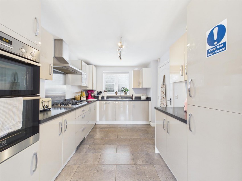 Images for Beeley Street, Berryfields, Aylesbury