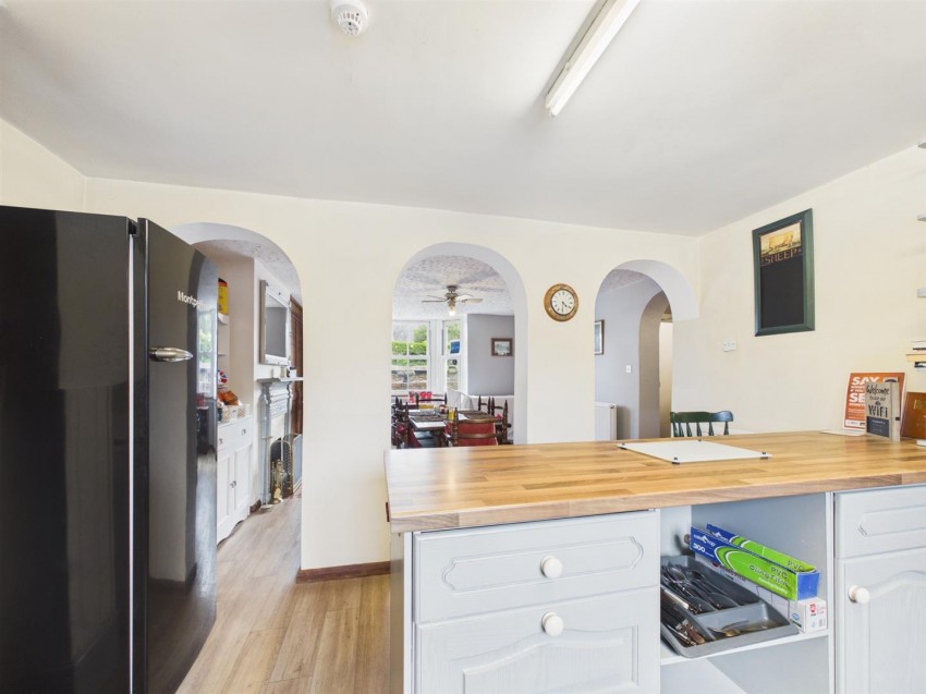 Images for Tring Road, Aylesbury, Buckinghamshire