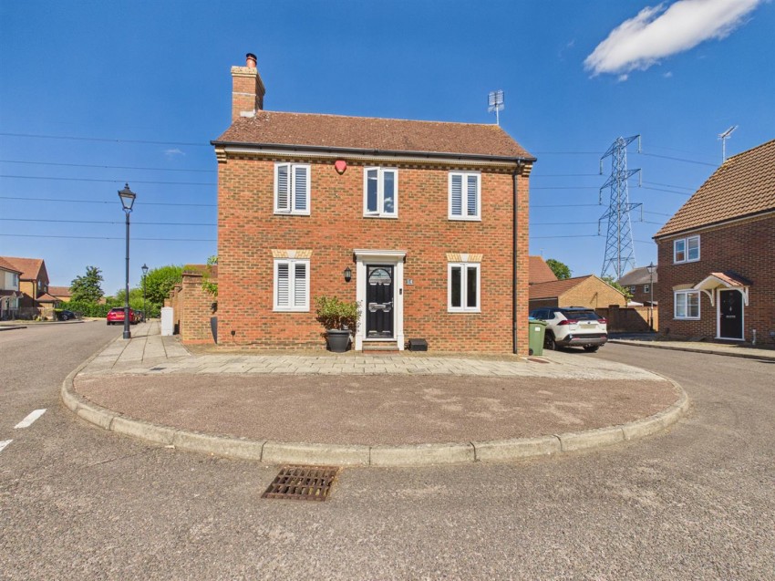 Images for Saunders Place, Fairford Leys, Aylesbury