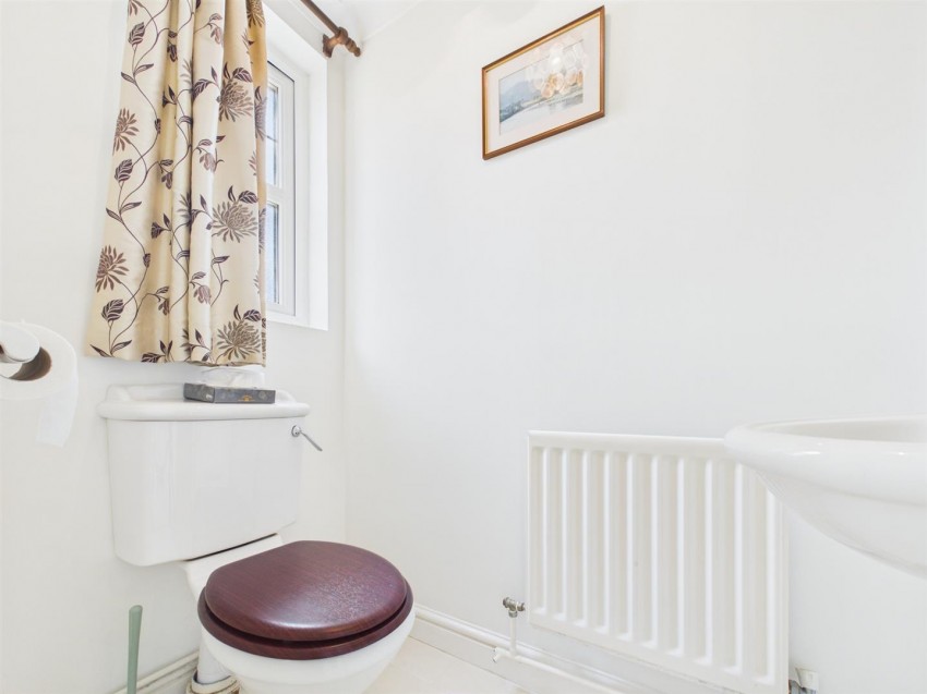 Images for Curlew, Watermead, Aylesbury