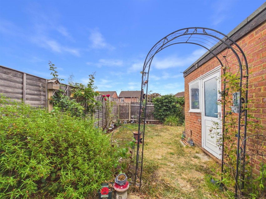 Images for Lodden Close, Hawkslade, Aylesbury