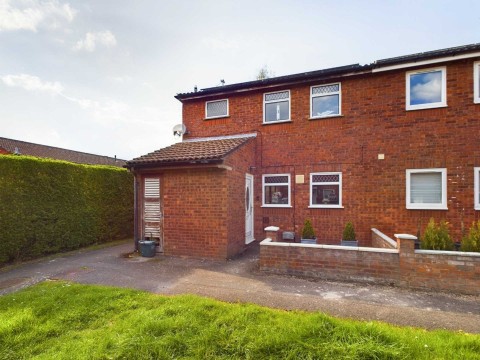 View Full Details for Evenlode Close, Walton Court, Aylesbury